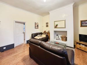 Lounge- click for photo gallery